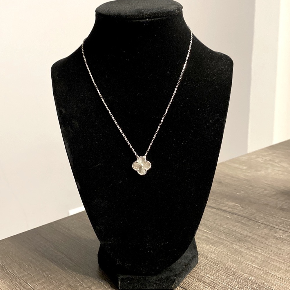 Flower Necklace